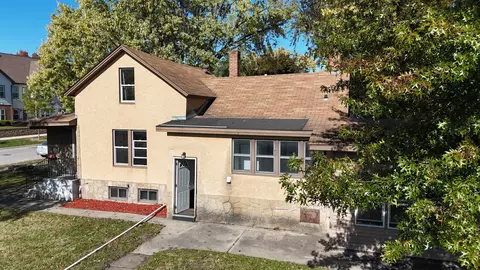 700 Kane St, La Crosse, WI 54603