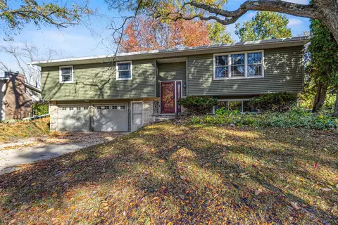 5 S Yellowstone Dr, Madison, WI 53705