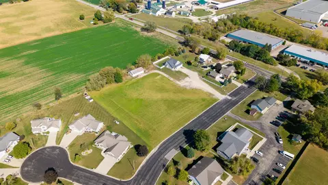 2 W Acres W Blackhawk Dr, Fort Atkinson, WI 53538