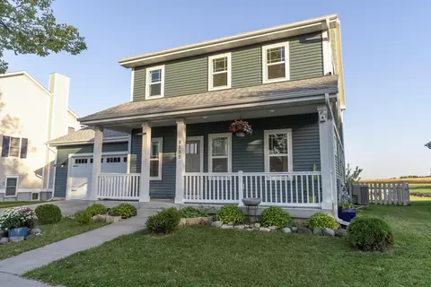 3133 Pleasant St, Sun Prairie, WI 53590