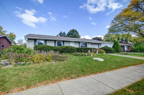 4606 Bunker Hill Ln, Madison, WI 53704