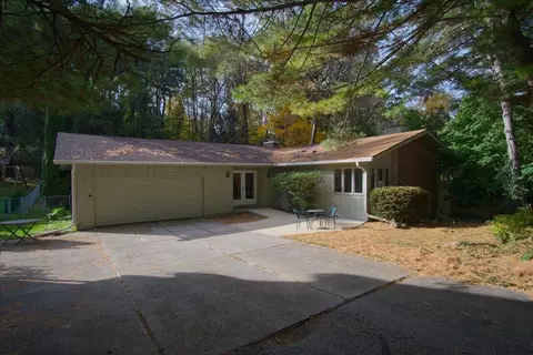 6517 Piedmont Rd, Madison, WI 53711