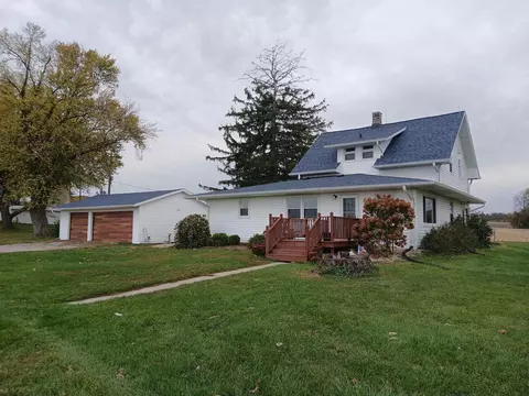 927 S Old 11 St, Janesville, WI 53548