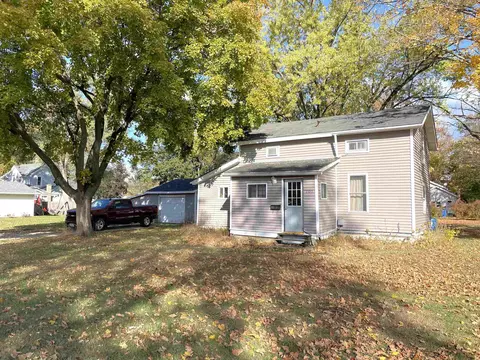 701 15th St, Brodhead, WI 53520