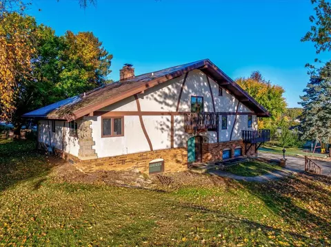 7121 Kippley Rd, Sauk City, WI 53583
