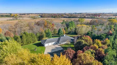 n7890 Wisconsin 73, Randolph, WI 53956