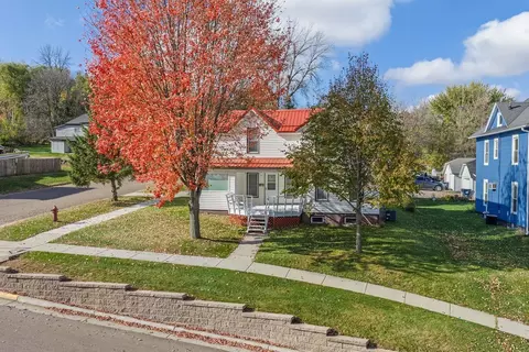 601 Academy St, Elroy, WI 53929
