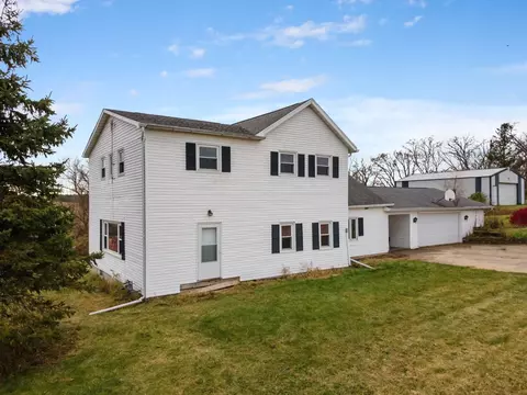 3883 County Road Ch, Dodgeville, WI 53533