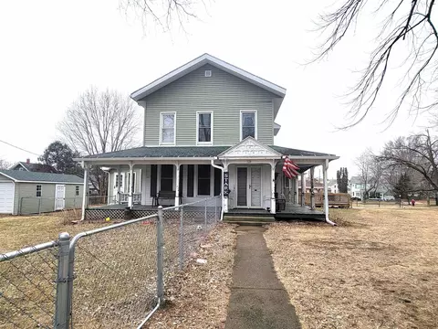 538 Ohio St, Darlington, WI 53530