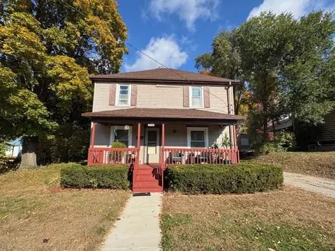 1125 E Racine St, Janesville, WI 53545
