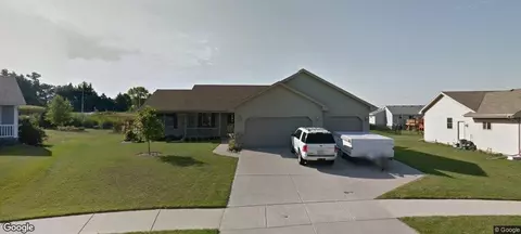 4578 Deer Point Dr, Janesville, WI 53546
