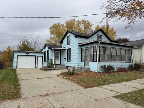 2411 11th St, Monroe, WI 53566