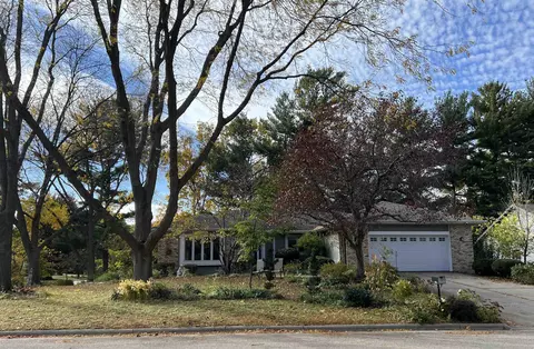 2721 Marledge St, Fitchburg, WI 53711