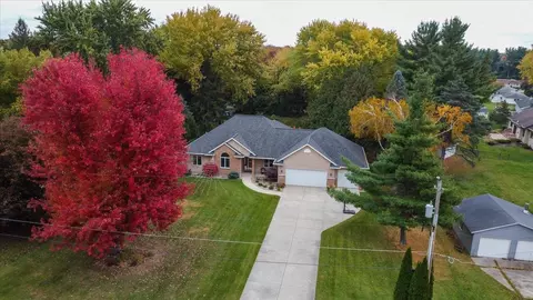 5494 Sunset Trl, Waunakee, WI 53597