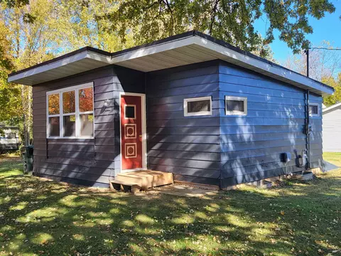 9124 N Fairview Ave, Milton, WI 53563