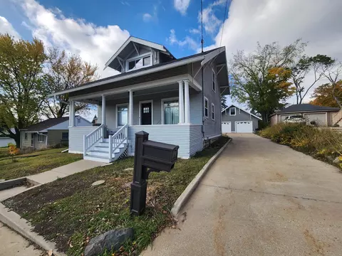200 S Harrison St, Stoughton, WI 53589