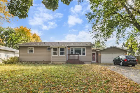 4121 Dwight Dr, Madison, WI 53704