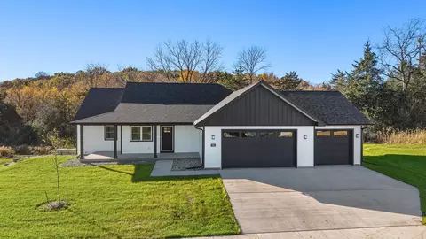 501 Eisenhower St, Baraboo, WI 53913