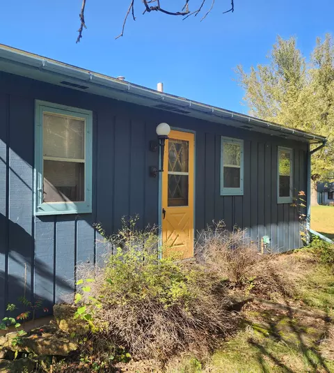 6636 S Washington Rd, De Soto, WI 54624