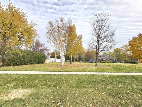 295 Harmsen Ave, Waupun, WI 53963