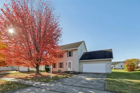 633 Stonehaven Dr, Sun Prairie, WI 53590