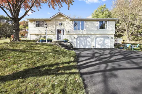 737 Willow Run St, Cottage Grove, WI 53527