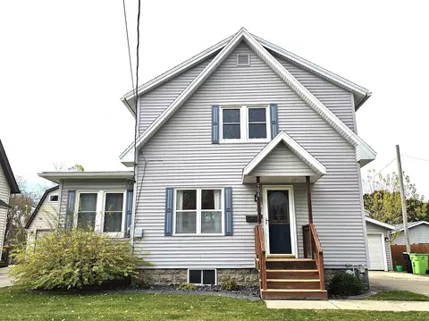 504 Maxon St, Waupun, WI 53963