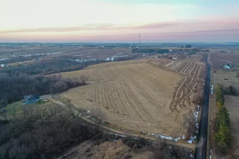 6 26 Acres Lunde Ln, Mount Horeb, WI 53572