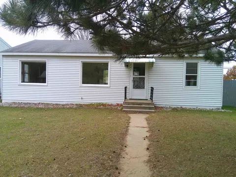341 S Grant St, Adams, WI 53910