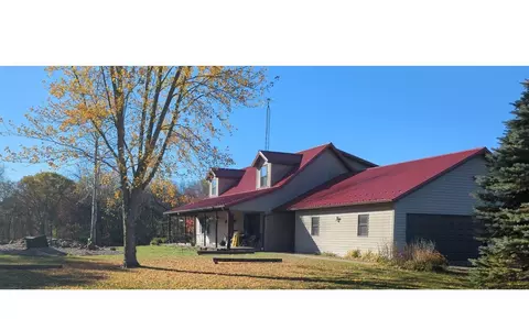 N9435 Old Highway 22, Pardeeville, WI 53954