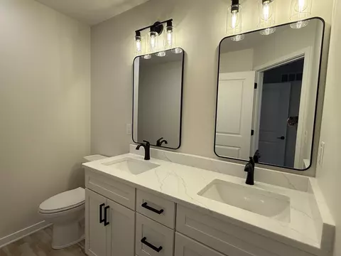 Bath - 3160 S Bartells Dr #A, Beloit, WI 53511 photo 4 of 4