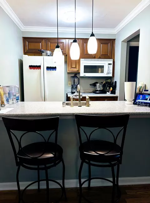 2404 Independence Ln #204, Madison, WI 53704