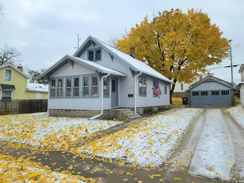 328 Conant St, Portage, WI 53901
