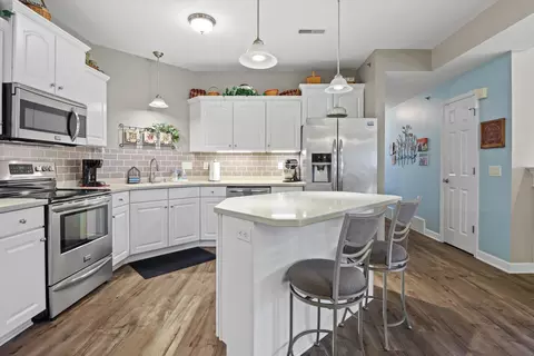 244 Fairview Cir #244, Waunakee, WI 53597