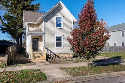 158 Linn St, Janesville, WI 53548