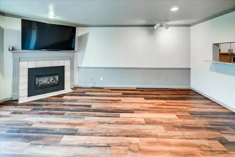 9 Captains Ct #3, Madison, WI 53719