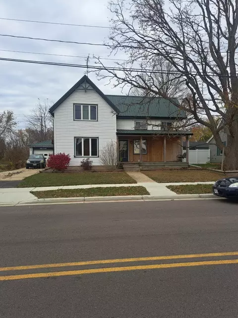 660 E Lake Ave, Monticello, WI 53570