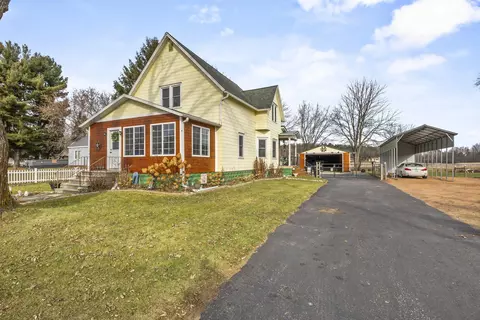 602 W Main St, Wautoma, WI 54982