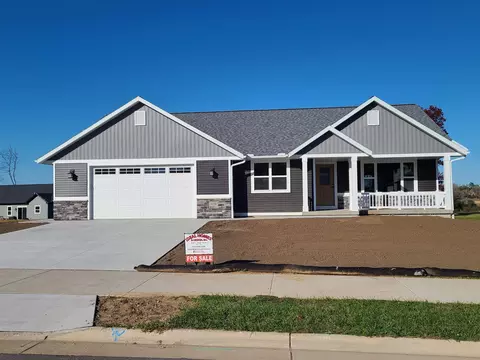 439 Gunderson Dr, Portage, WI 53901