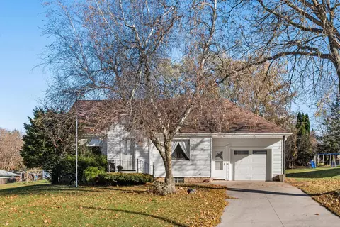 534 S Margaret St, Markesan, WI 53946