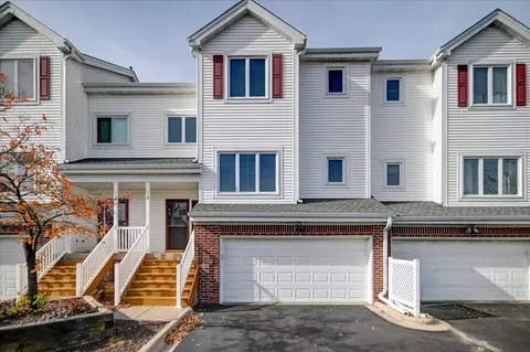 14 Springfield Ct, Madison, WI 53711