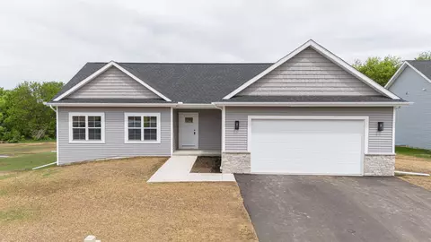 504 Ridge Ct, Orfordville, WI 53576