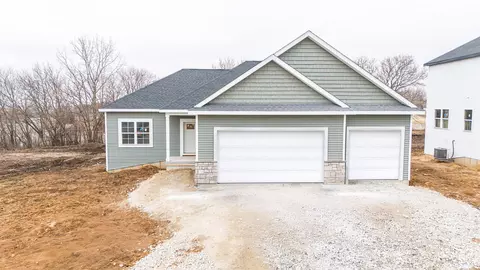416 Ridge Ct, Orfordville, WI 53576