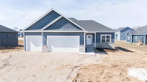897 Red Hawk Dr, Milton, WI 53563