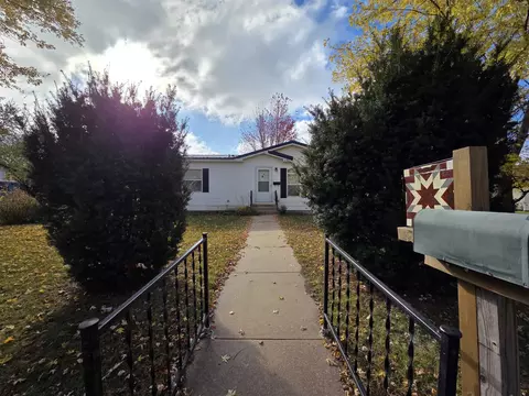 206 W North St, Boscobel, WI 53805