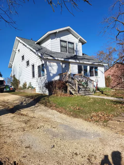 204 W Beloit St, Darien, WI 53114