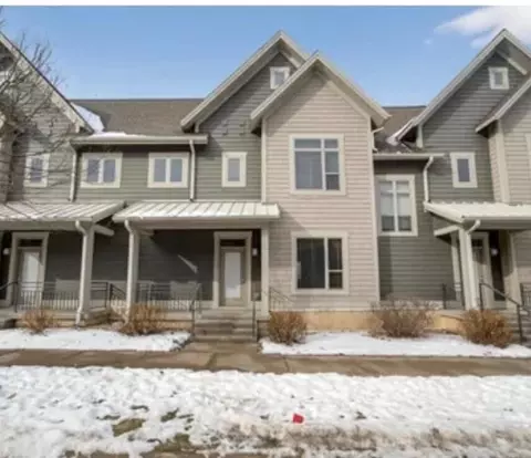 35 Harvest Way, Fitchburg, WI 53711
