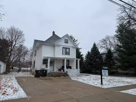 233-235 South St, Sun Prairie, WI 53590