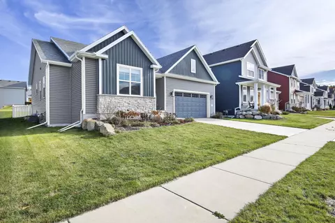 1245 Merry Blossom Ln, Verona, WI 53593