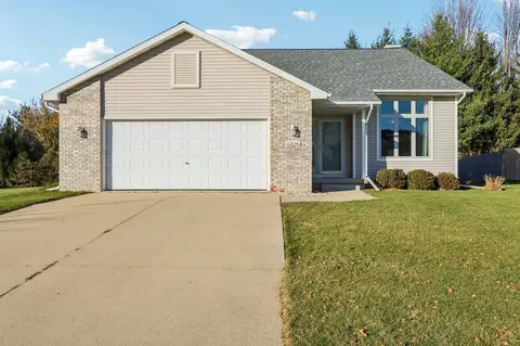 6226 Dominion Dr, Madison, WI 53718